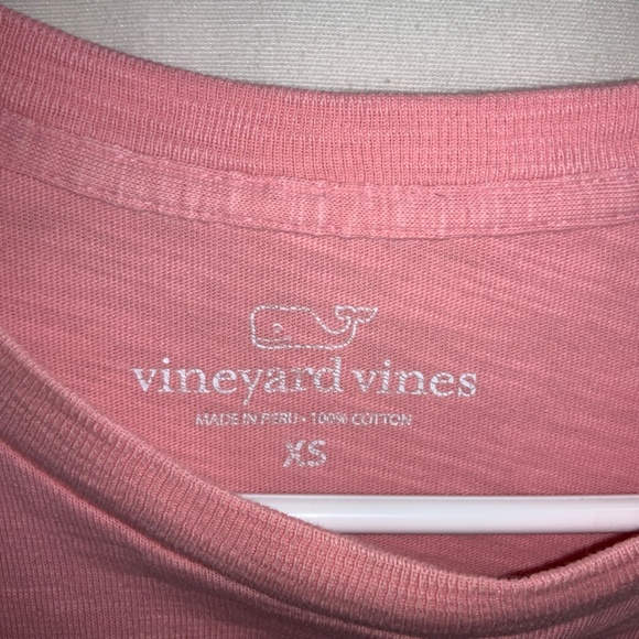 Vineyard Vines pocket tee Sz XS fish graphic - Picture 3 of 4